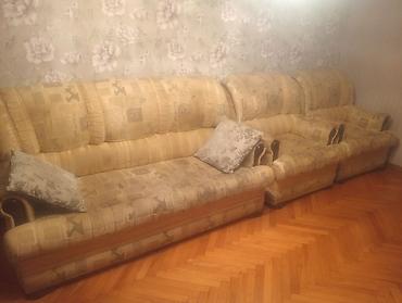 keci satşı: Klassik mebel dəsti – 1 divan + 2 kreslo. tecılı satılır. İnşaatçılar — 2