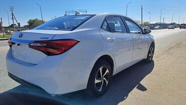 тойота авенсуз: Toyota Corolla: 2018 г., 1.8 л, Гибрид, Седан