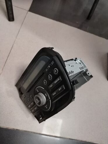 Videoreqistratorlar: Honda insight orjinal usden cixma. Cihazda CD pleyer, FM/AM radio və