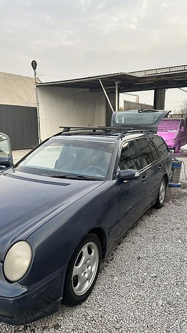 x5 g05: Mercedes-Benz E-Class: 2003 г., 2.6 л, Автомат, Бензин, Универсал — 2