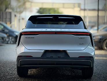 Roewe: Roewe : 2023 г., Кроссовер — 7