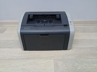 Принтеры: Продаю принтер hp laserjet 1018 Отличном состоянии. Новый картридж