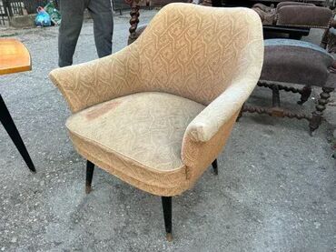 Stilske garniture: Retro koktel fotelje i stočić 🪑✨ Retro koktel fotelje i stočić iz — 5