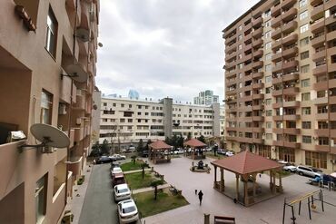 Ofislər: Ofis ve ya tədris meqsədli obyekt İcarəyə verilir. Sahesi170 m2 4 — 6