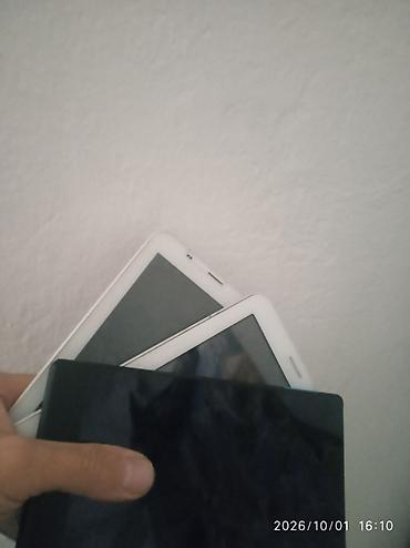 Планшеты: Планшеты 3шт все рабочие Samsung, lenovo, Acube. поддерживают сим — 2