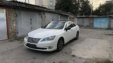 белов: Lexus ES: 2010 г., 3.5 л, Седан — 2