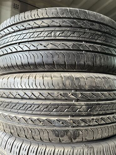 шины на степвагон: Шиналар 215 / 70 / R 17, All-season, Колдонулган, Жуп, Жеңил унаалар, Жапония, Bridgestone