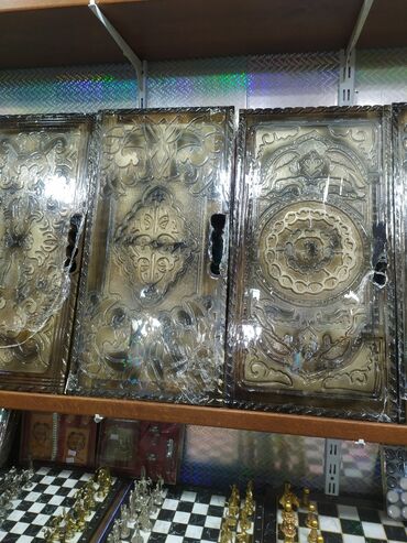 Nərdlər: Xalça naxışları və milli motivlərlə bəzədilmiş taxta nərd dəstləri - — 8