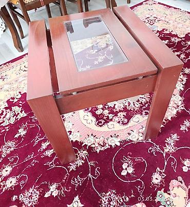 Kvadrat masa, Açılmayan, Təkərsiz, Şüşə, Zəmanətsiz