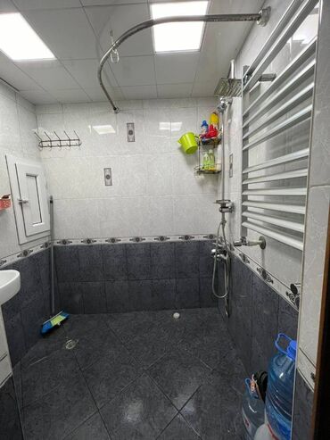 Uzunmüddətli kirayə mənzillər: Bakıxanov Akkord binasında Ülvi şadlıq sarayının yanı, Sürət qatarına — 9