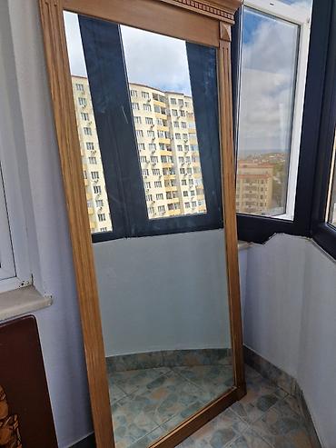 Güzgülər: Güzgü Döşəmə üstü, Düzbucaqlı, Dekorativ, Çərçivə ilə — 1