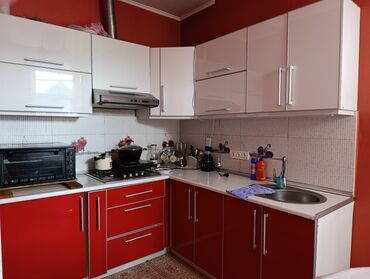 Продажа домов: Дом, 300 м², 6 комнат, Риэлтор — 7