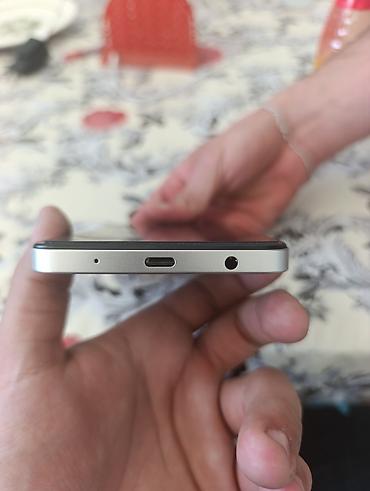 still cool android: Smartfon – metal çərçivəli, düz kənarlı dizayn Xüsusiyyətlər: - — 2