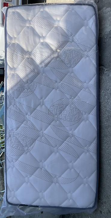 кровать 2 спальная: Ortopedik matras Ölçü: - Eni: 90 sm - Uzunluğu: 200 sm - Hündürlüyü — 2