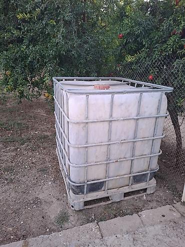 Su bakı satılır. 1 tondur.160 manata. Ünvan:Xəzər rayonu stansiya