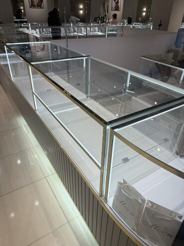 Бутики: Сдаю Part of boutique, 8 м², Asia mall, With repair estate, Active lease business, With equipment lease