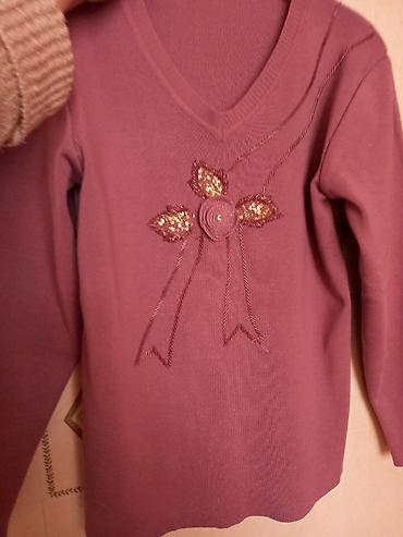 Кофты, свитеры: Kofda malinıvı reng. 6 manat. 40-42 razmerə uyğundur. XL- XXL — 4