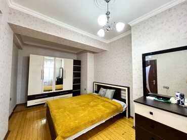 Uzunmüddətli kirayə mənzillər: Əmlak Xırdalanda mərkəzdə yerləşir notariat ofisinin yanındakı — 9