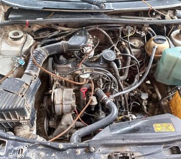 passat универсал: Volkswagen Passat: 1988 г., 1.8 л, Механика, Бензин, Универсал