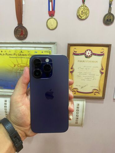 Apple iPhone: IPhone 14 Pro, 128 GB, Deep Purple