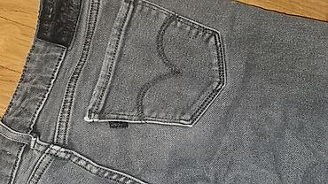 levis zenske farmerke: Ženske farmerke – model 711 Skinny, veličina 25. Levi's - Kroj: uske — 4