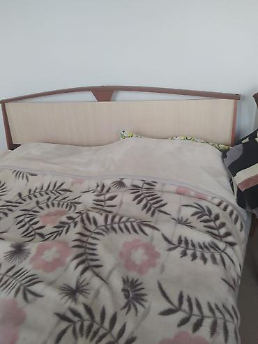 Спальные гарнитуры: Спальный гарнитур в классическом стиле, цвет светлый/медовый дуб — 10