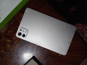 Digər planşetlər: Tecno iPad (planşet) və maqnitli örtük - Brend/model: Tecno planşet — 4