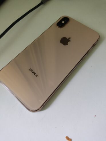 Apple iPhone: IPhone Xs, Б/у, 256 ГБ, Золотой, Чехол