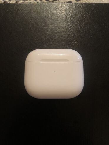 dj aparatı: 3cu nesil airpod with magsafe charging, applenin resmi terefdasi olan