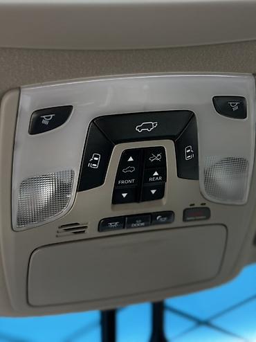 автомат минивэн: Toyota Sienna: 2012 г., 3.5 л, Автомат, Бензин, Минивэн — 10