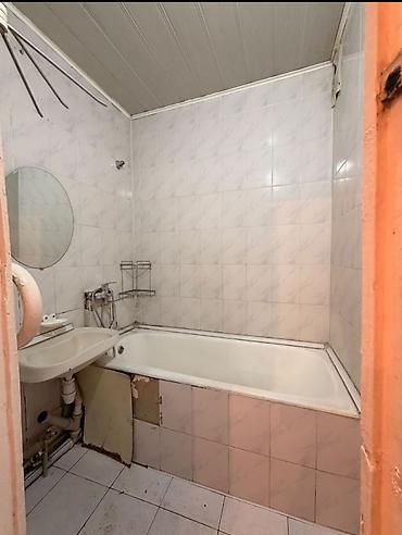 106: 2 комнаты, 52 м², 9 мкр 106 серия, 9 этаж, Косметический ремонт — 2