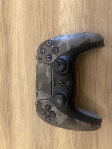 iphone 15 pro max islenmis: 🎮 PS5 üçün orijinal DualSense — Camo Edition Stil və rahatlığın