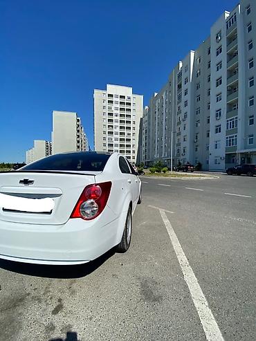 chevrolet aveo 1.2: Chevrolet Aveo: 1.4 l | 2012 il 291555 km Sedan — 10