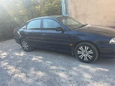тоета ист: Toyota Avensis: 2001 г., 1.8 л, Автомат, Бензин, Лифтбек — 3
