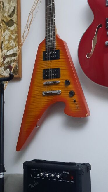 Гитары: ЭлектроГитары, аккустические гитары, разные, все отстроенные, готовые at lalafo.kg — 9 Гитары: ЭлектроГитары, аккустические гитары, разные, все отстроенные, готовые — 9