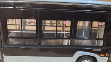 Oyuncaqlar: Məhsul: Metal kolleksiya modeli – şəhər avtobusu - Miqyas: təxmini — 3