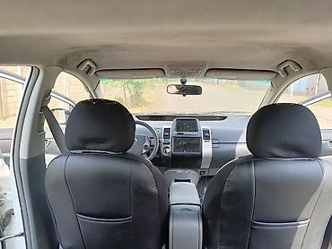 Toyota: Toyota Prius: 1.4 l | 2009 il Sedan — 9