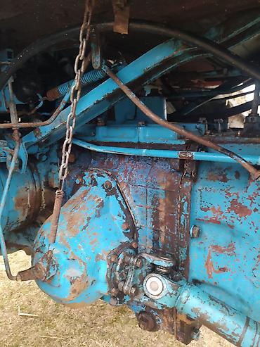 Traktorlar: Minsk Traktor Zavodunun Belarus seriyasından dördçəkən traktor — 13