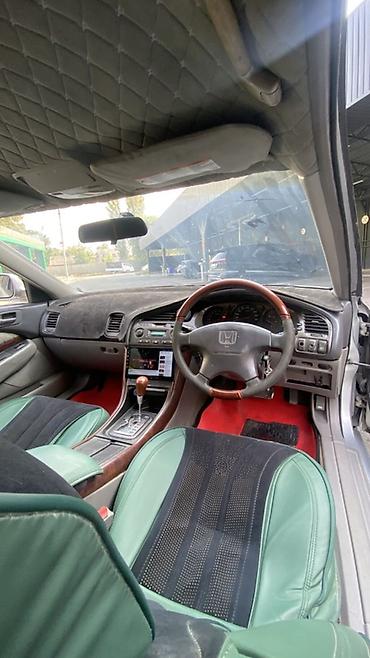 консоль 210: Honda Inspire: 1999 г., 2.5 л, Автомат, Бензин, Седан — 4