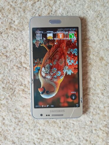 сотовый телефон fly ff180: Samsung Galaxy A3, 16 GB, rəng - Gümüşü, Sensor