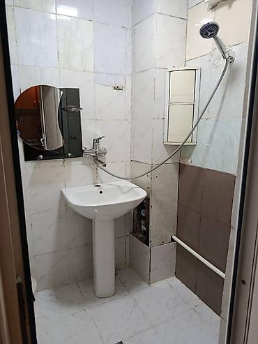 tavan ucun ventilyator: Bir otaqlı, mebellə təchiz olunmuş yaşayış sahəsi. Xüsusiyyətlər: - — 6