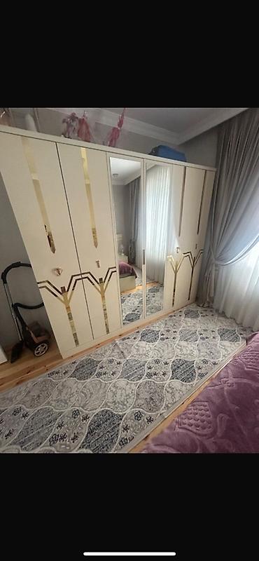 Yataq otağı mebel dəsti Tərkibi: altı bazalidi - 6 qapılı qarderob
