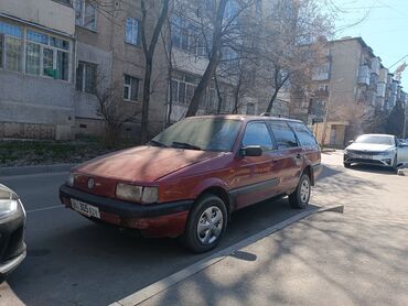 Volkswagen: Volkswagen Passat: 1989 г., 1.8 л, Механика, Бензин, Универсал