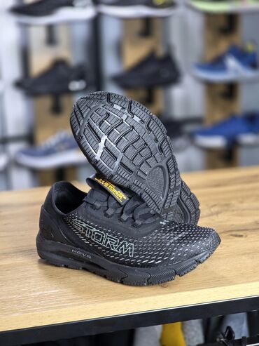 Кроссовки и спортивная обувь: Мужские кроссовки, 37, Under Armour, Новый, цвет - Черный, Самовывоз — 5