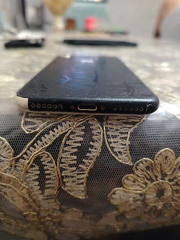 iphone 7 rose: IPhone 7, 32 GB, Qara, Qırıq — 1