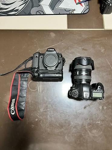 digital camera: Фотоаппарат Canon EOS (зеркальная камера серии 5D) с широкоугольным — 7