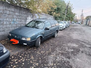 Volkswagen: Volkswagen Passat: 1988 г., 1.8 л, Бензин, Универсал