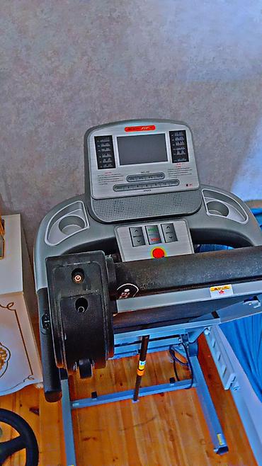 İdman və istirahət: BodyFit qaçış trenajoru Xüsusiyyətlər: - Elektron panel: iri mavi LCD — 4
