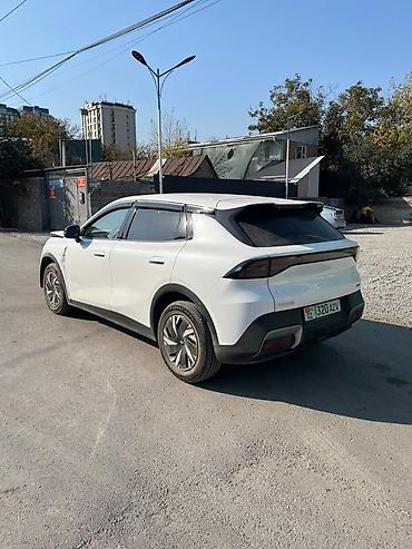 qin plus: Changan Qiyuan Q05: 2026 г., 1 л, Автомат, Электромобиль, Кроссовер — 3
