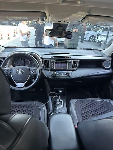 Toyota: Toyota RAV4: 2018 г., 2.5 л, Автомат, Бензин, Кроссовер — 6